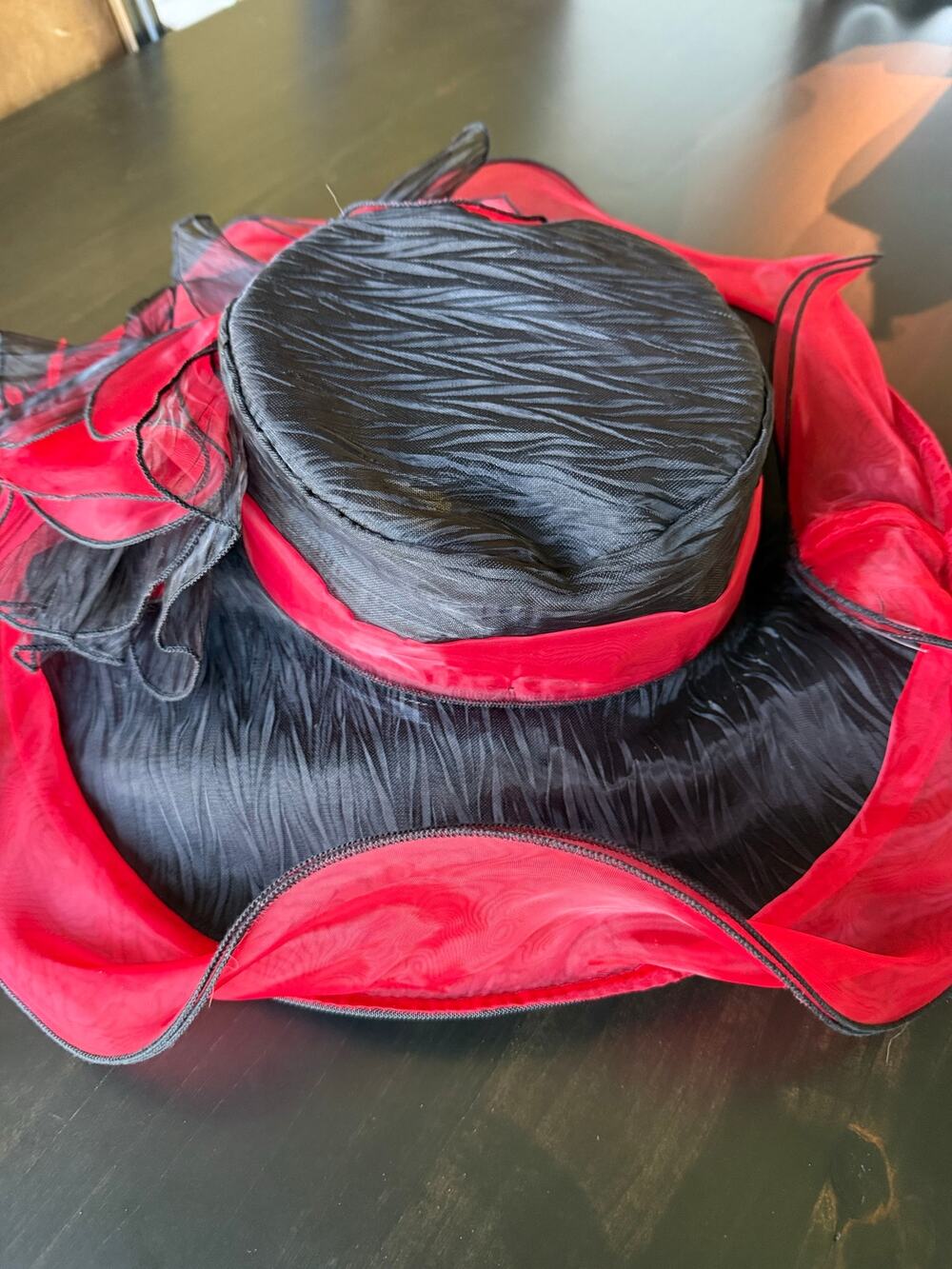 Derby Costume Hats Lot Couples Men Gray Fedora Trilby Women Red Organza Read
